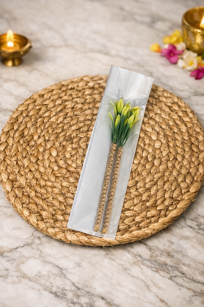 Mehndi Sticks (Pair)